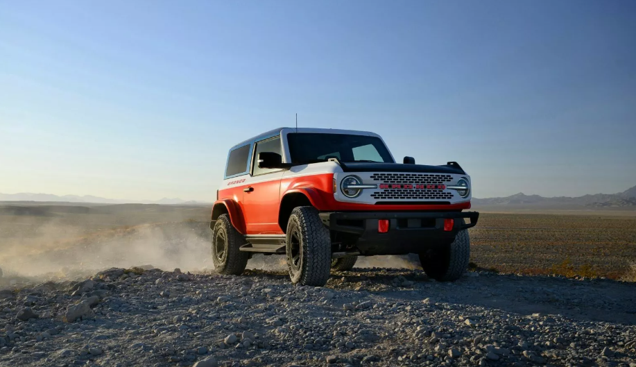 2025-Ford-Bronco-Stroppe-1015-2.PNG