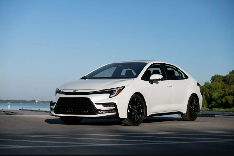 2025-Toyota-Corolla-3.PNG