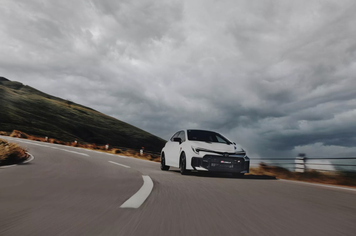 2026-Toyota-GR-Corolla-Japan 2.jpg