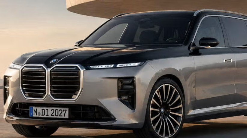2027-bmw-x7-render 2.jpg