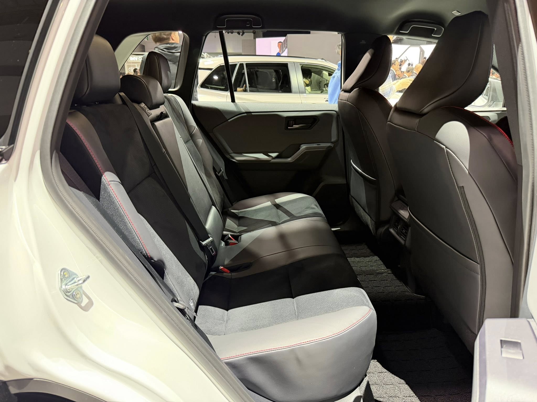 All NEW Toyota RAV4 PHEV GR SPORT 17.jpg