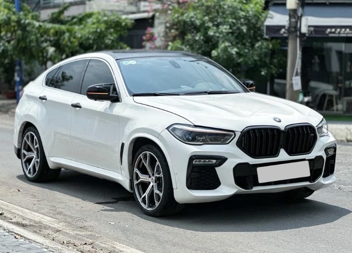 BMW X6.jpg