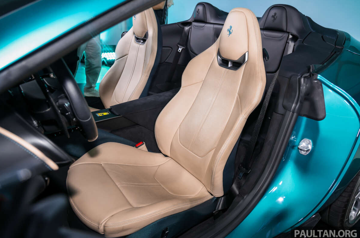 Ferrari Amalfi Spider 7.png