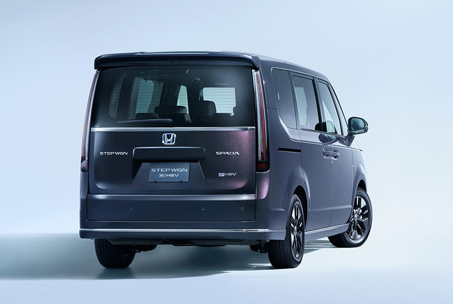 Honda-Step-WGN-e-HEV-3.jpg