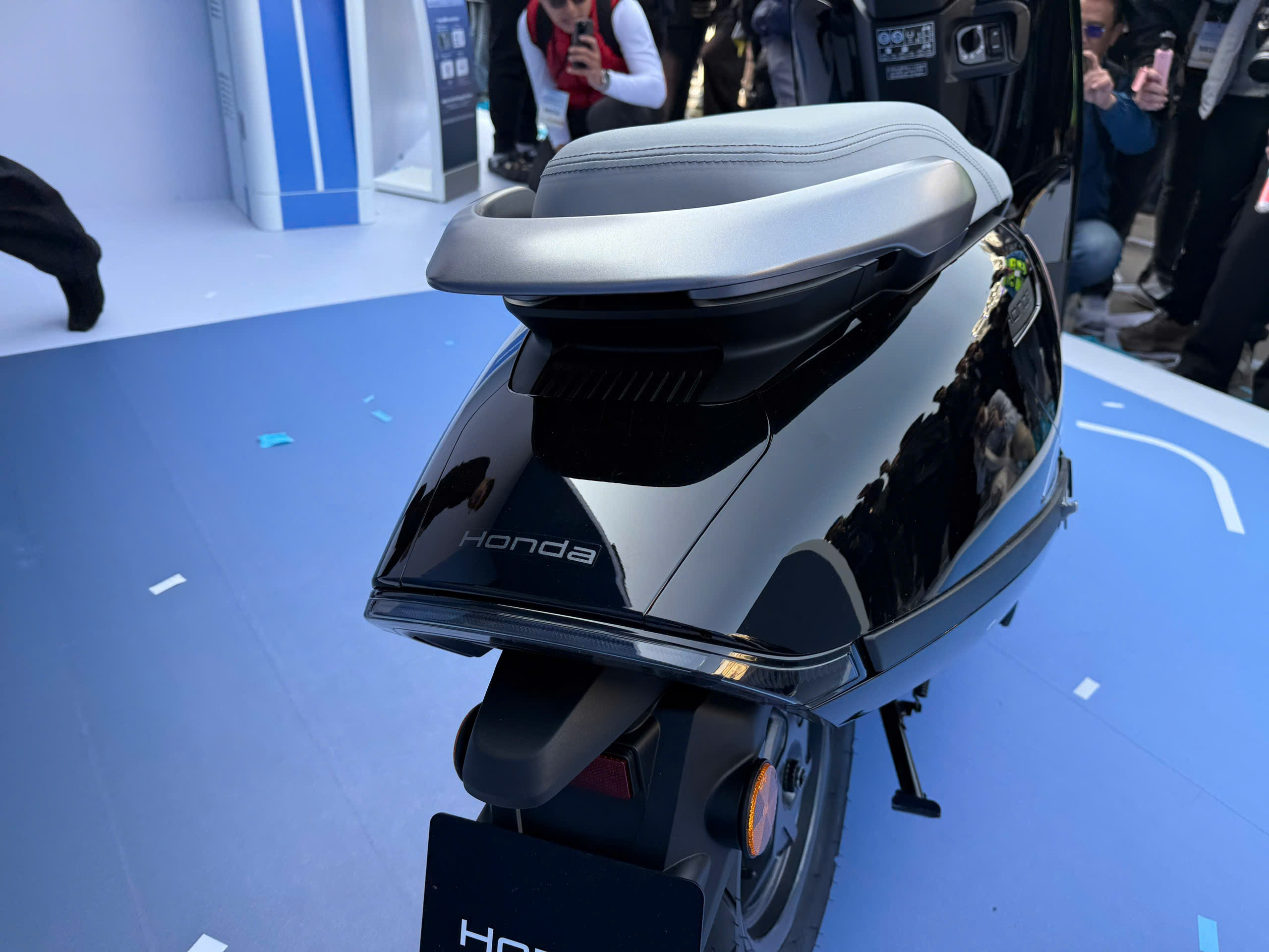 Honda UC35647017843_37994ee91d153c069c237d21333ec47b.jpg