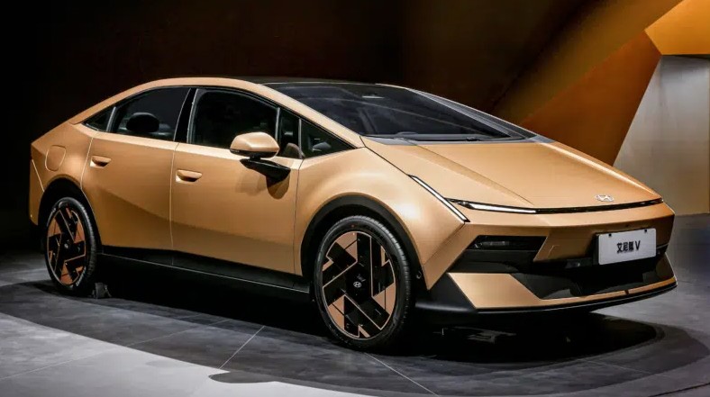 Hyundai Ioniq V 2.jpg