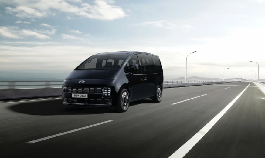 hyundai-staria-facelift.jpg