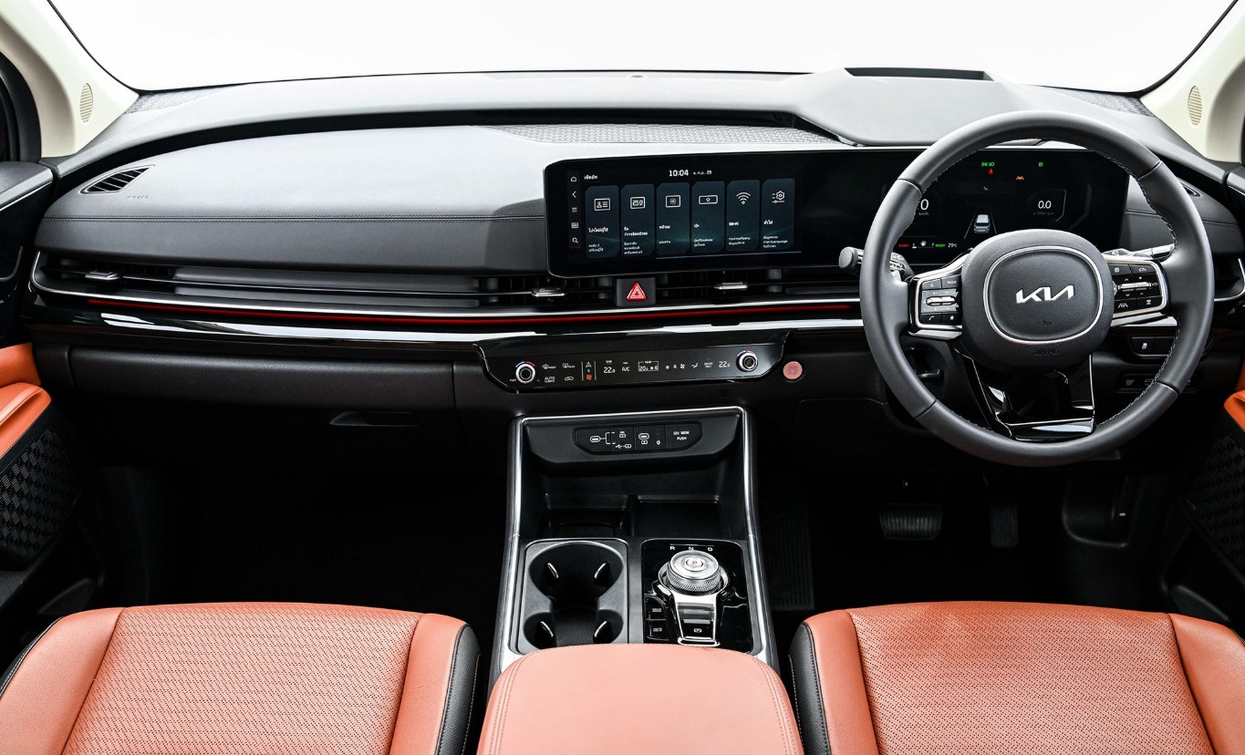 KIA Carnival Hybrid 2026 3.jpg