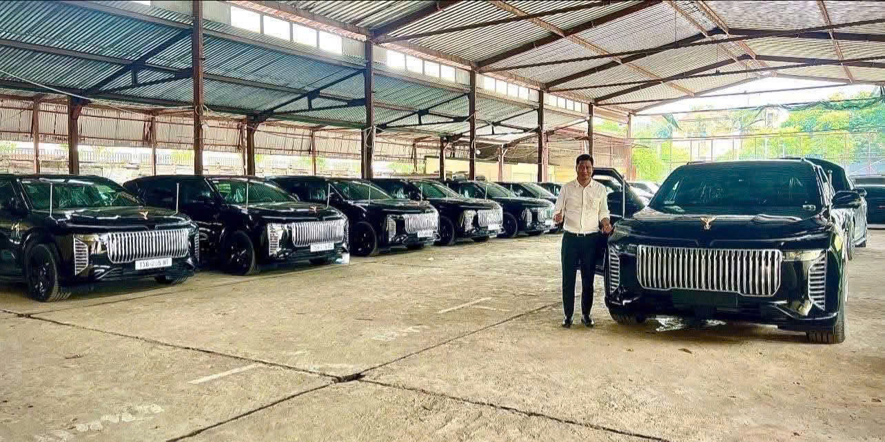 Lạc Hồng 900 LX 2.jpg