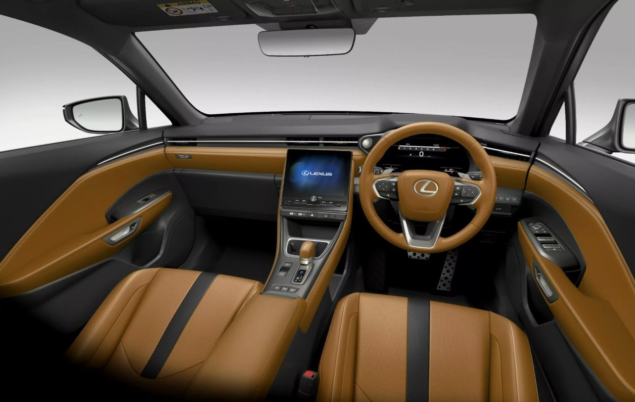 Lexus LBX 6.jpg