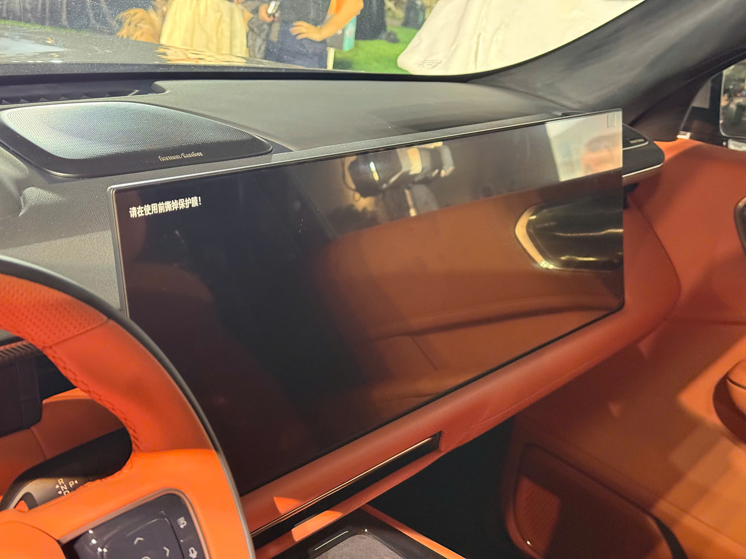 Lynk & Co 900 481595102_6435c04a6149fa480dca369812739699.jpg