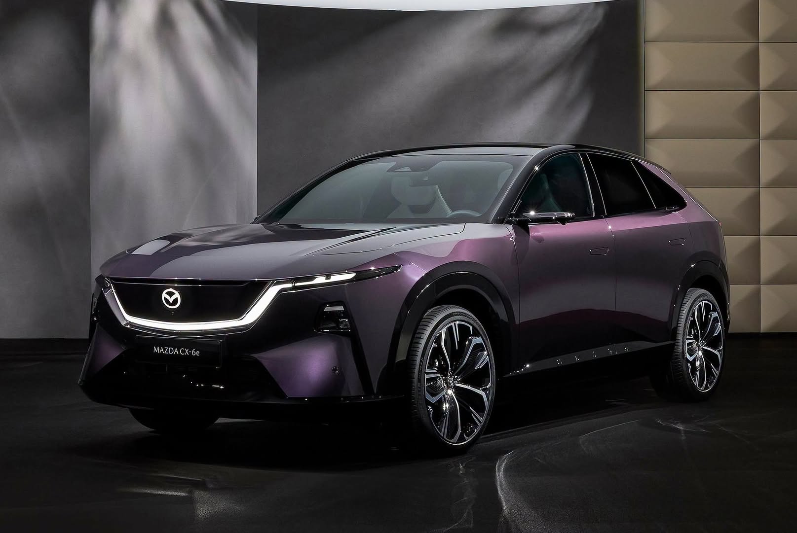 Mazda CX-6e.jpg