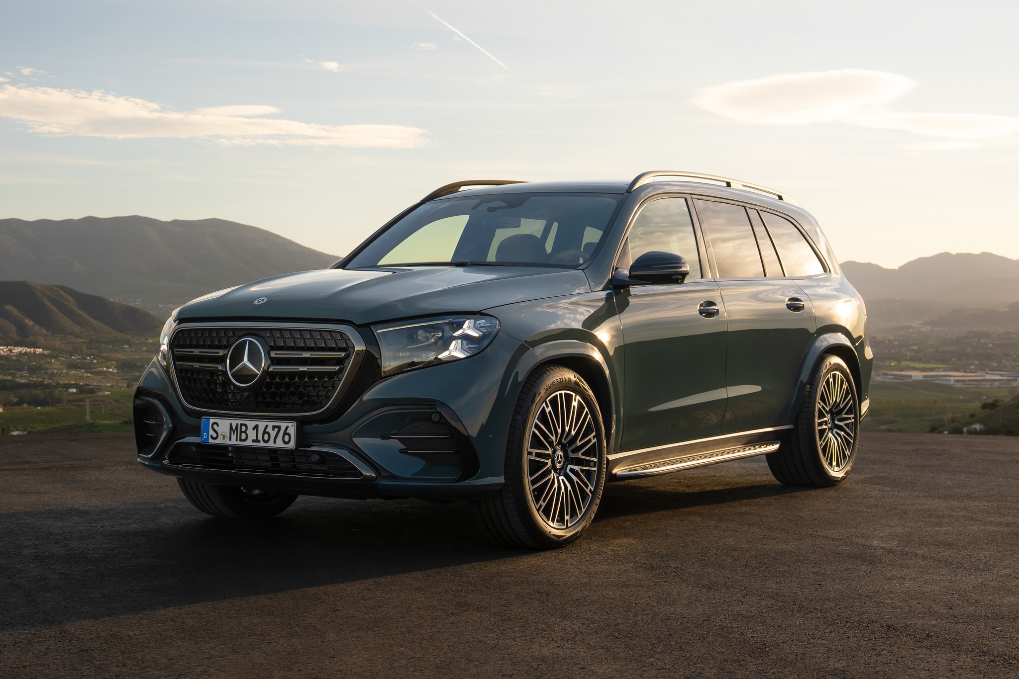 Mercedes-Benz GLS.jpg