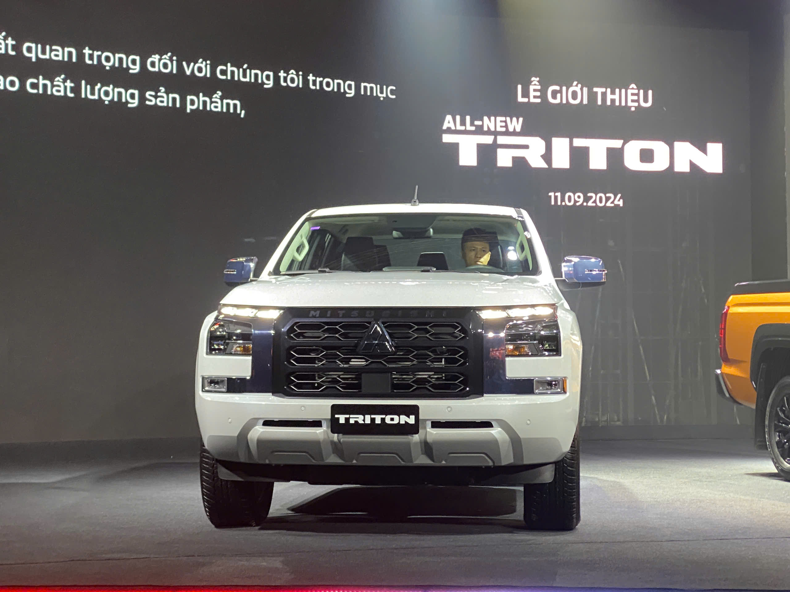 Mitsubishi Triton 2024 (3).jpg