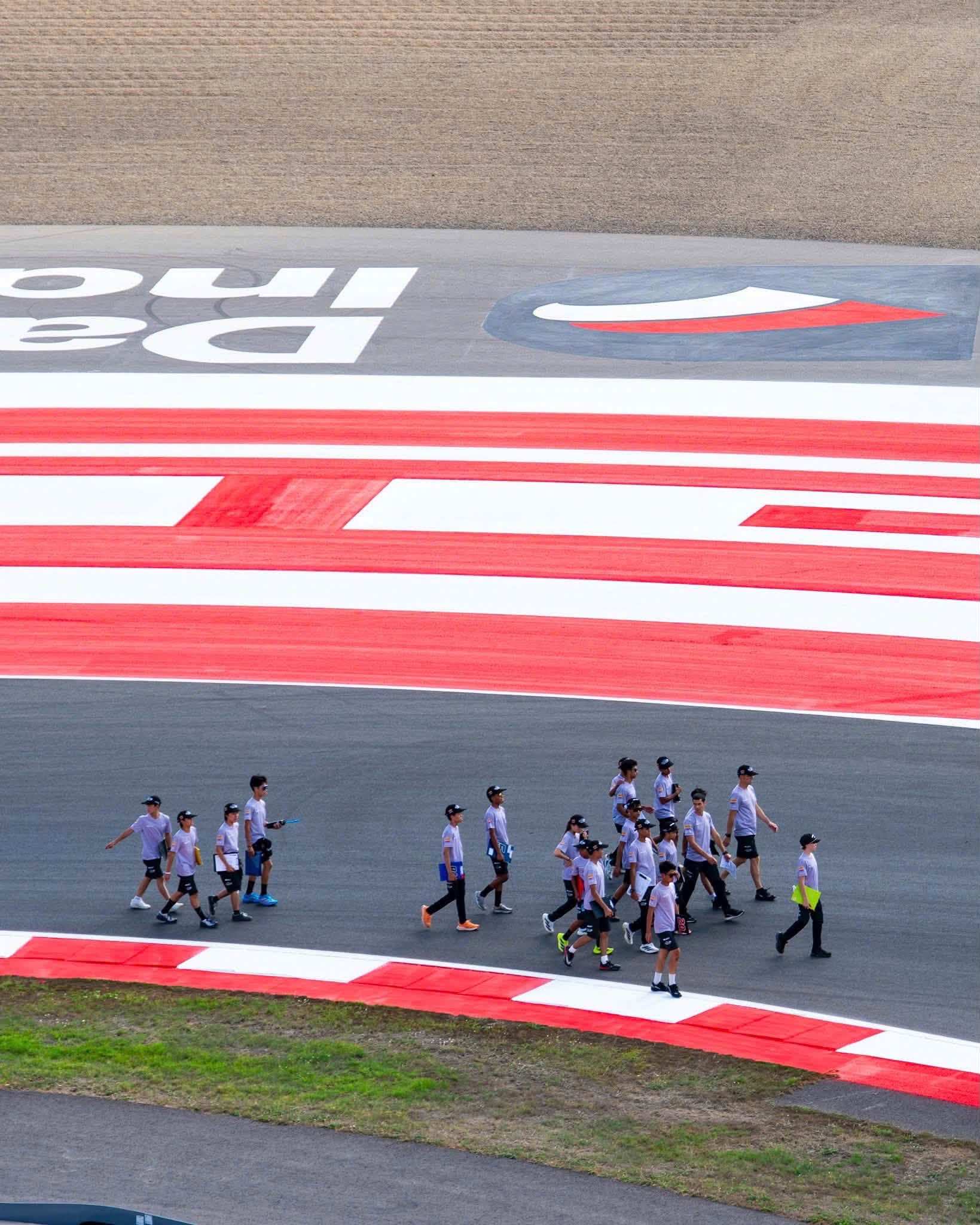 Moto4 5.jpg