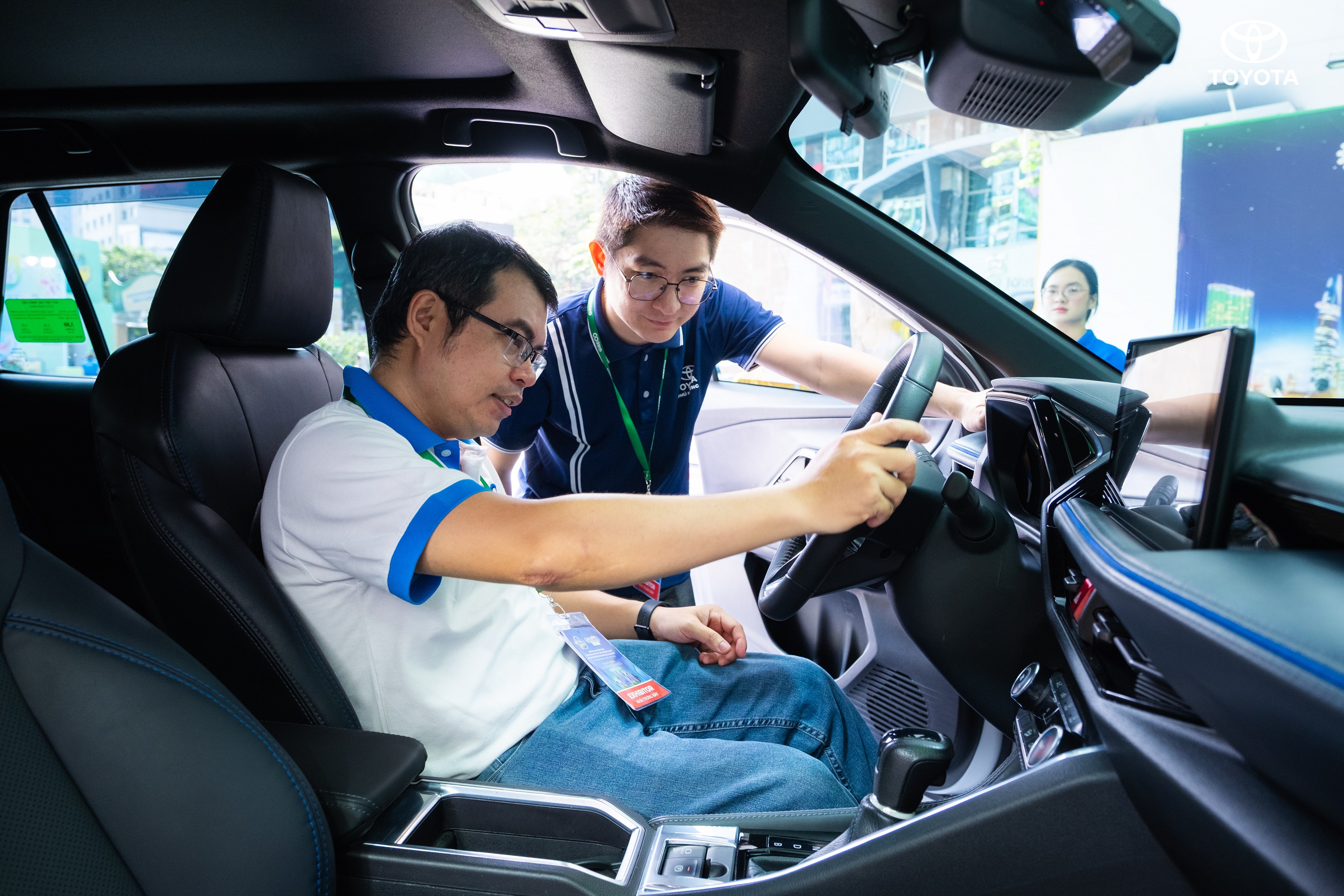 Toyota (4).jpg