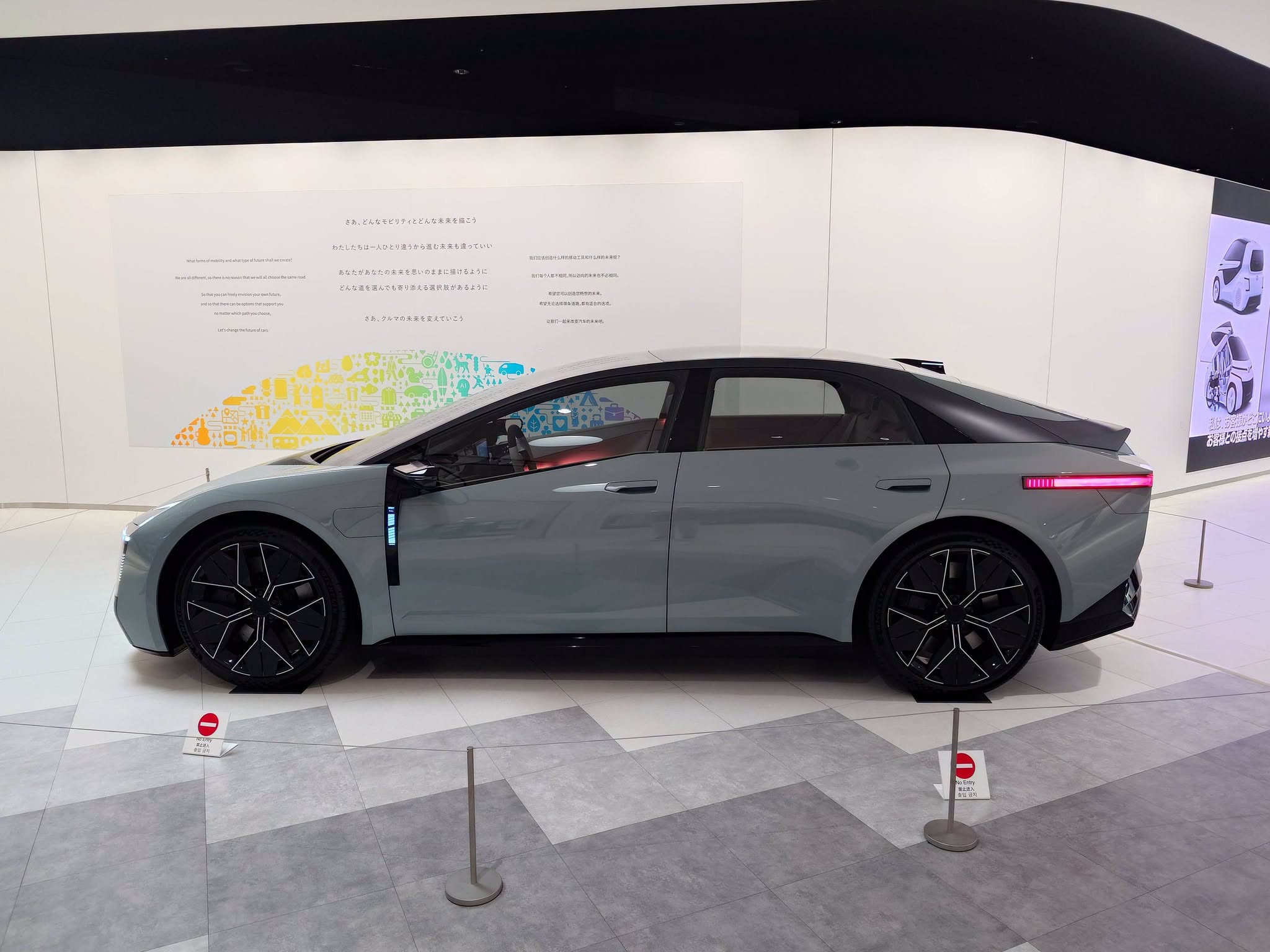 Toyota Corolla-5.jpg