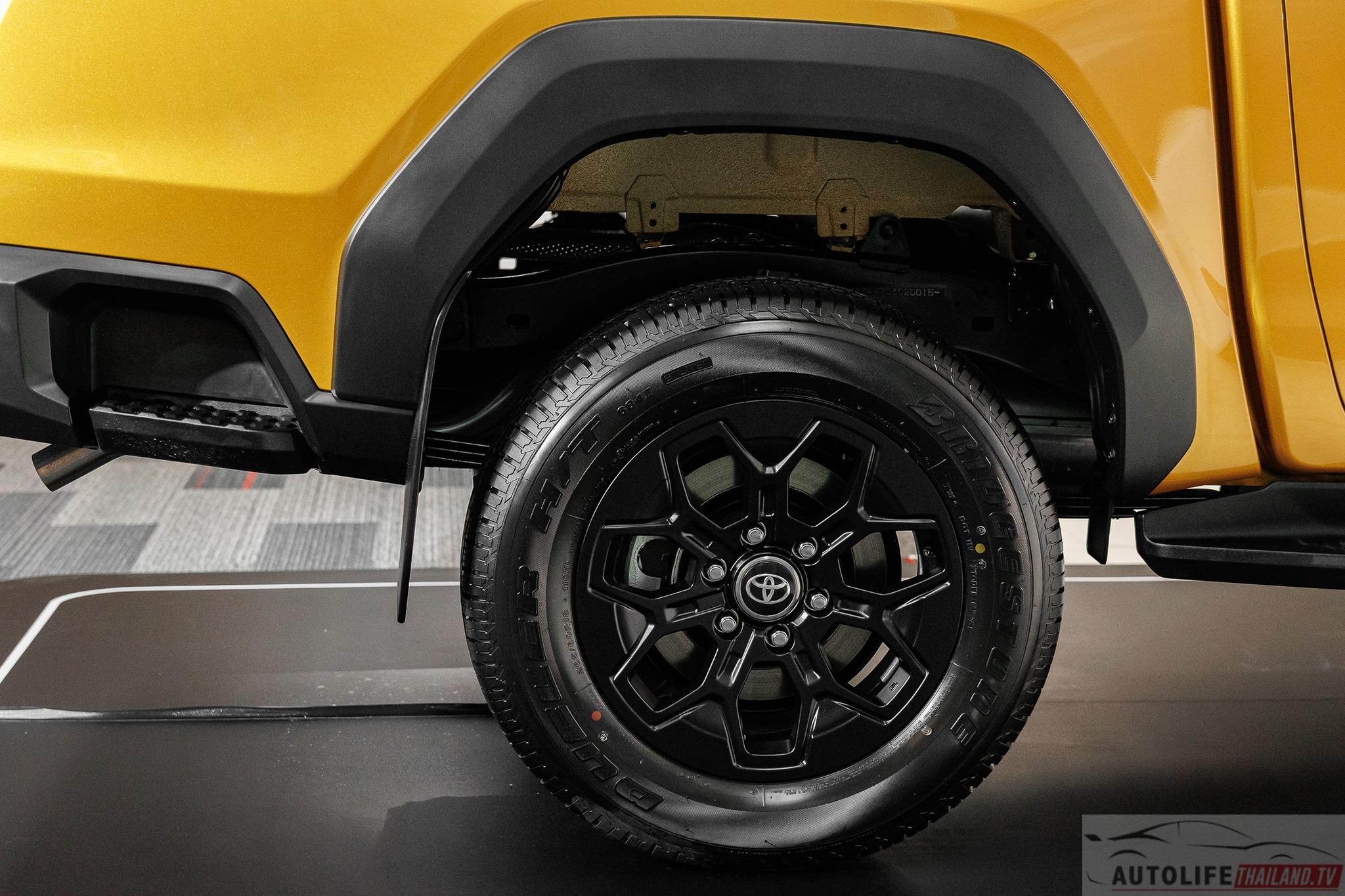 Toyota Hilux TRAVO OVERLAND 17.jpg