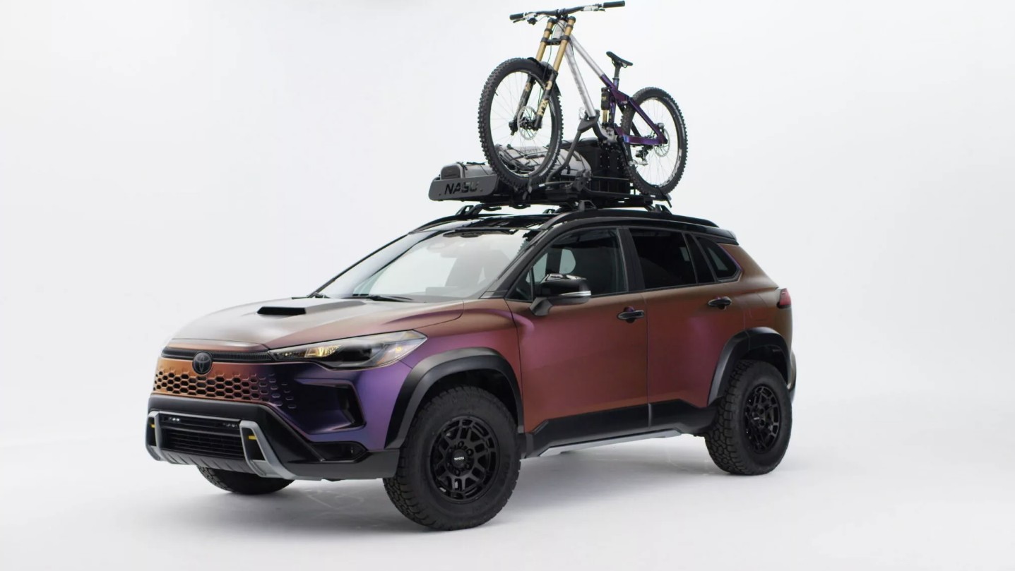 Toyota_Corolla_Cross_Nasu_Edition_SEMA 5.jpg