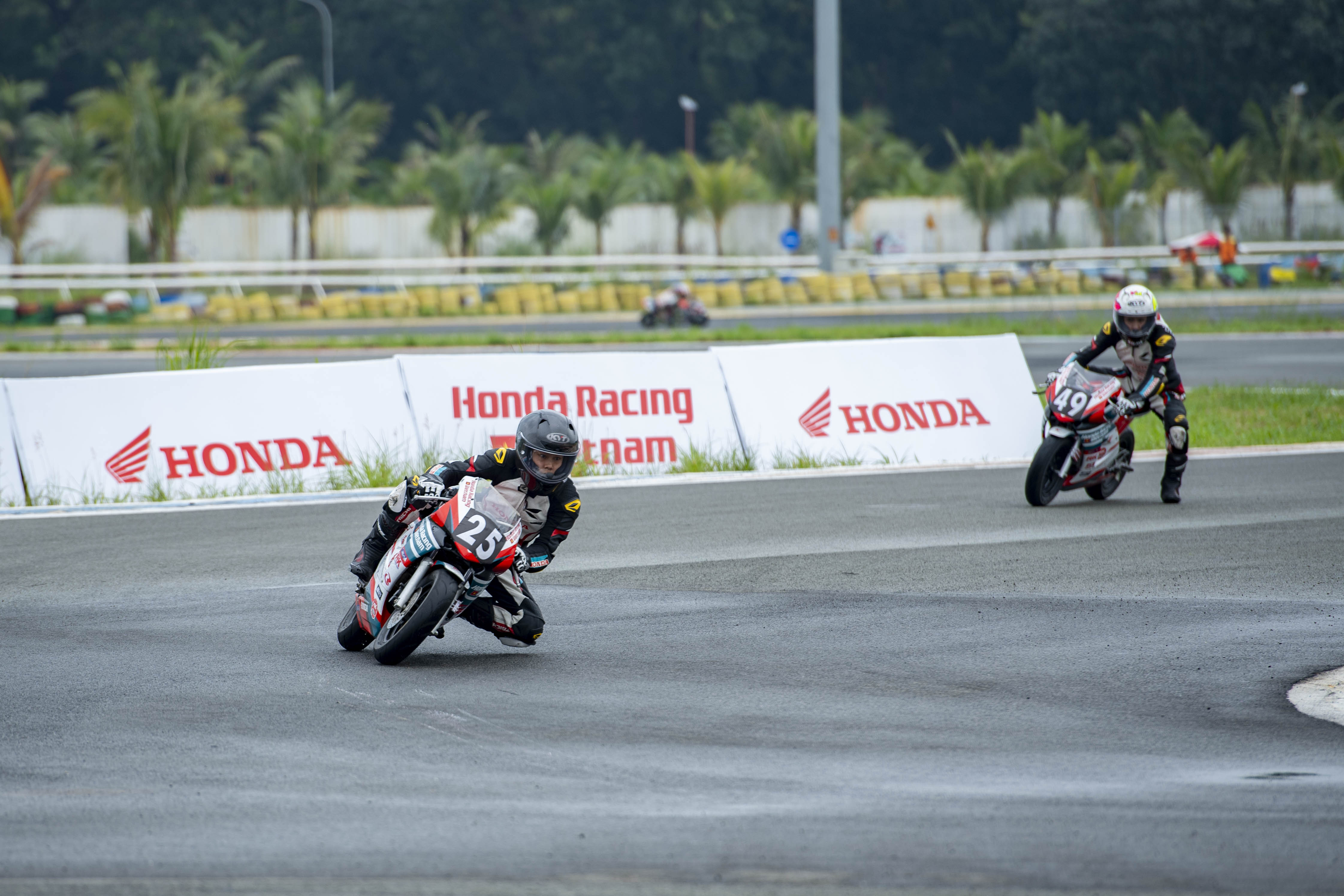 Vietnam Talent Cup VMRC chang 4 (3).JPG