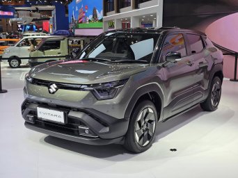 Suzuki e VITARA.jpg