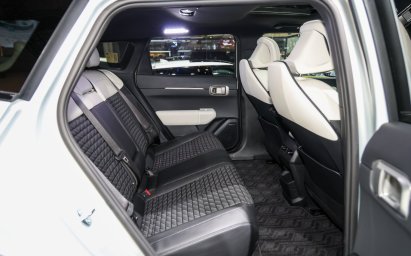 Kia EV4 2026 7.jpg