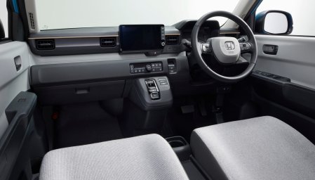 Honda N-ONE e 4.jpg