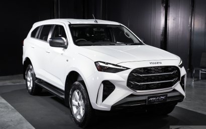 Isuzu MU-X.jpg