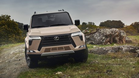 2026-lexus-gx-550-how-does-it-fare-against-other-premium-mid-size-off-road-cuvs-and-suvs_28.jpg