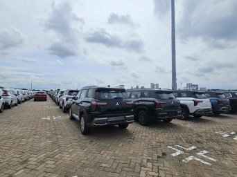 Mitsubishi Destinator  (3).jpg