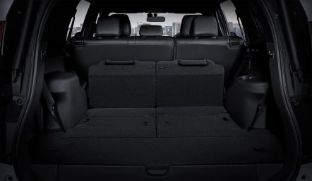 Mitsubishi Pajero Sport 2025 4.jpg