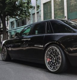 Rolls Royce Phantom.jpg