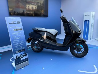 Honda UC35647119849_6912a65f1aef4c702d5ca7ef8d5fe232.jpg