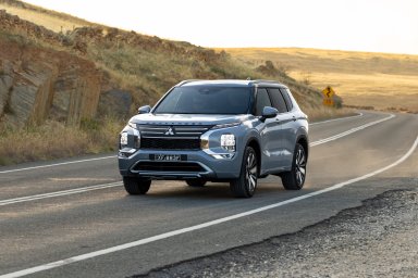 updated-mitsubishi-outlander-phev-arrives-at-dealers-heres-how-much-it-costs-266977_1.jpg