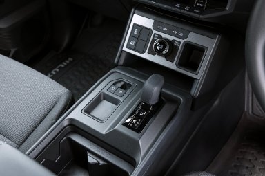 Toyota-Hilux-BEV-Australia-5.jpeg