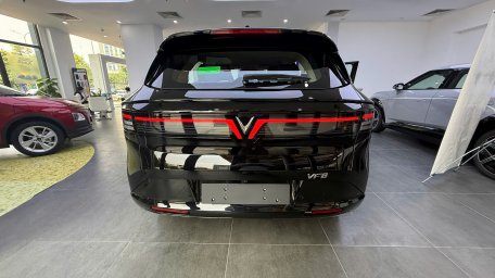VinFast VF 8 all new (4).jpg