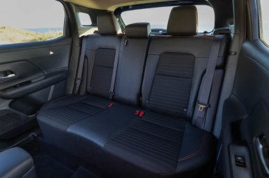 2027-Nissan-Kicks-Rock-Creek-9.jpg